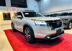 نیسان پاسفایندەر